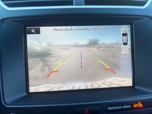 Used 2016 Ford Explorer XLT image 15