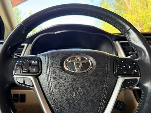 Used 2015 Toyota Highlander AWD Limited V6 image 15