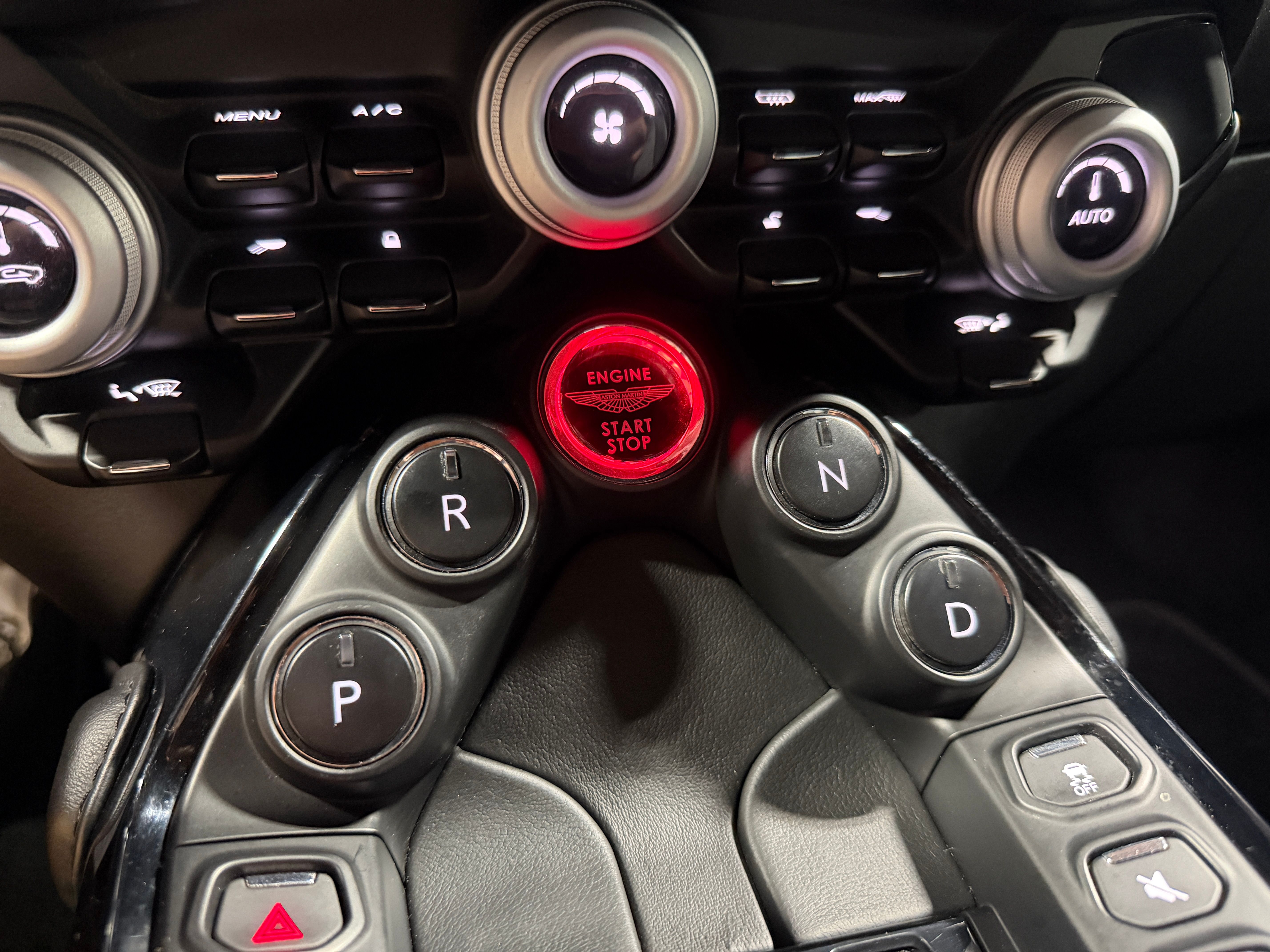 Used 2020 Aston Martin V8 Vantage Coupe RWD image 5
