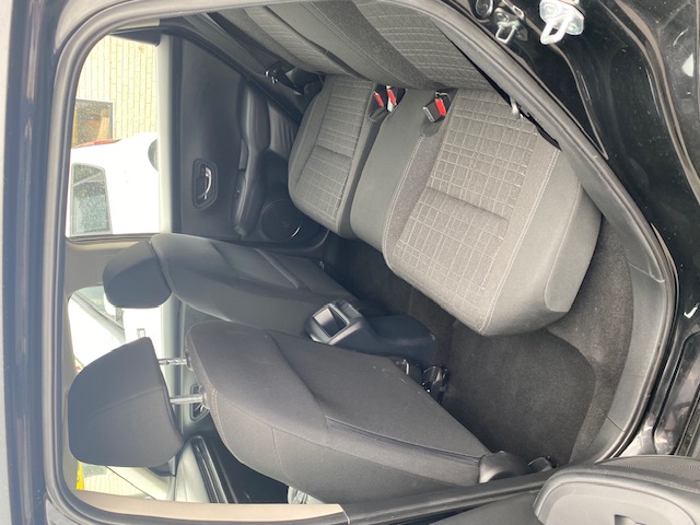 Used 2023 Honda HR-V LX image 14