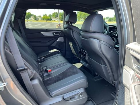 Used 2026 Acura MDX SH-AWD A-Spec image 18