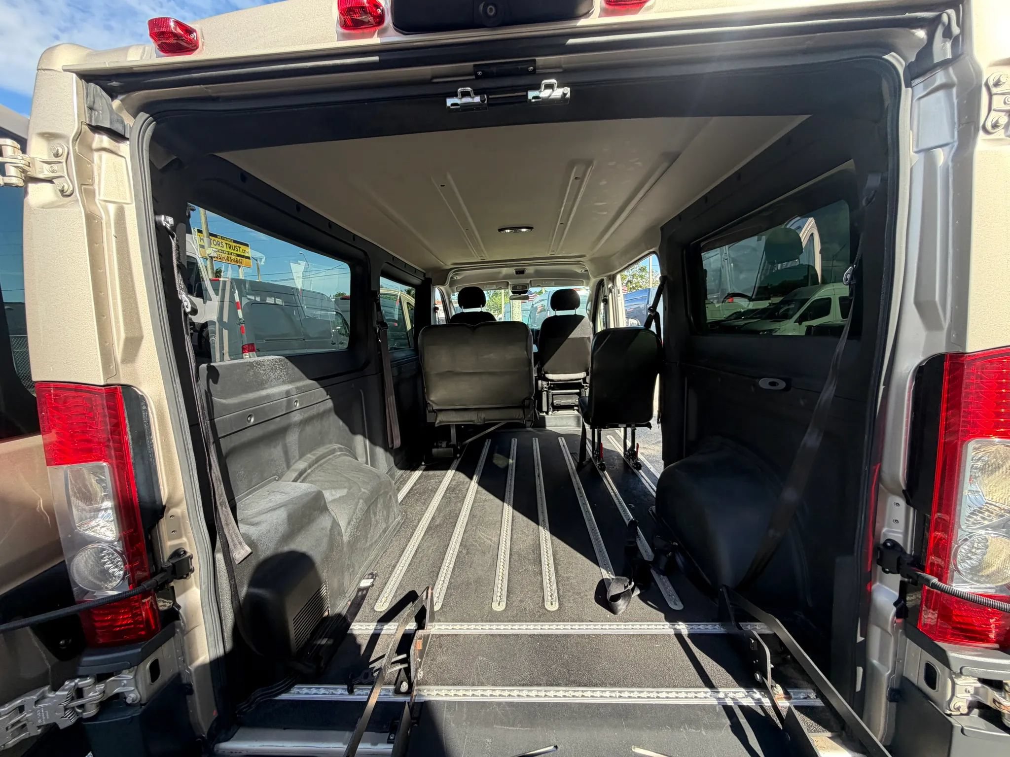 Used 2018 RAM ProMaster 1500 FWD image 8