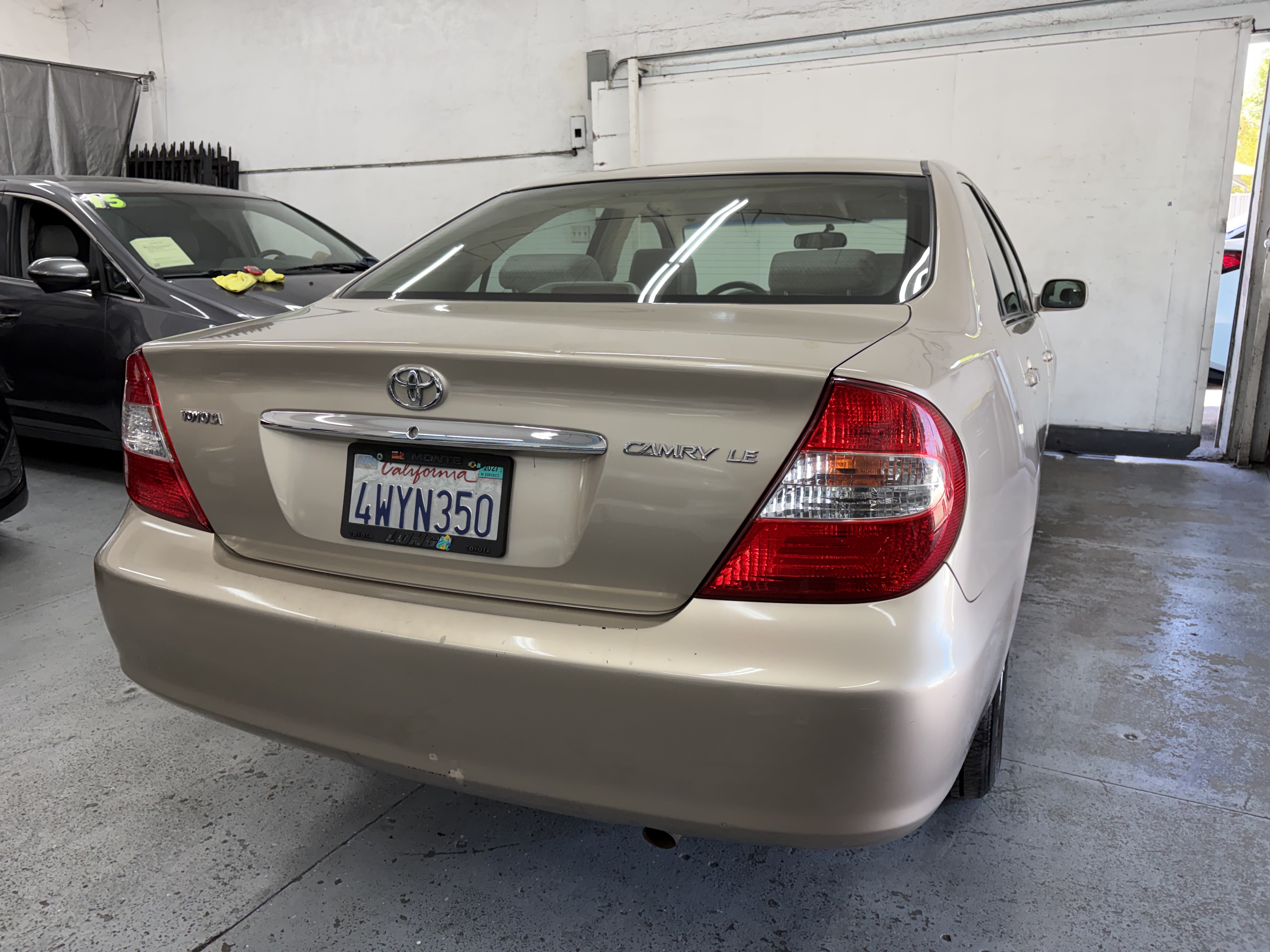Used 2002 Toyota Camry LE Sedan FWD image 5
