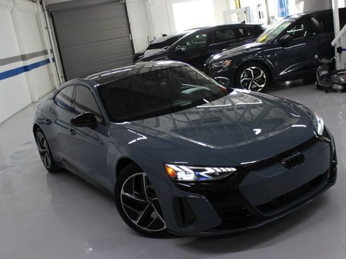 Used 2023 Audi RS e-tron GT image 15