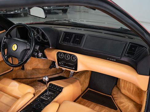 Used 1997 Ferrari F355 Berlinetta image 52