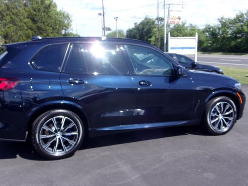 Used 2022 BMW X5 xDrive40i AWD/4WD image 14