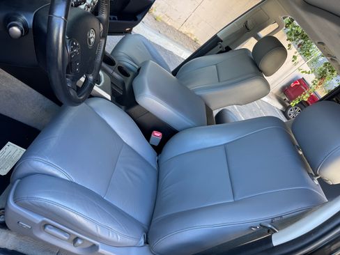 Used 2011 Toyota Sequoia Limited image 18