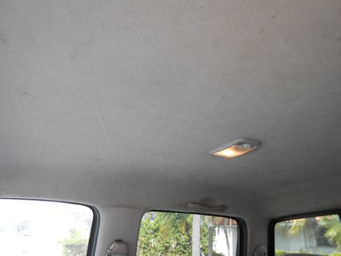 Used 2002 Toyota Tacoma PreRunner image 15