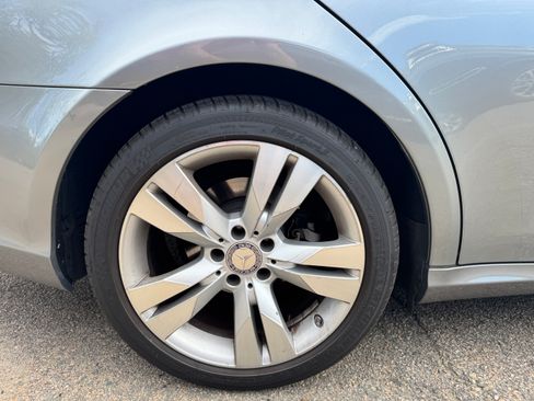 Used 2010 Mercedes-Benz CLS 550 image 12