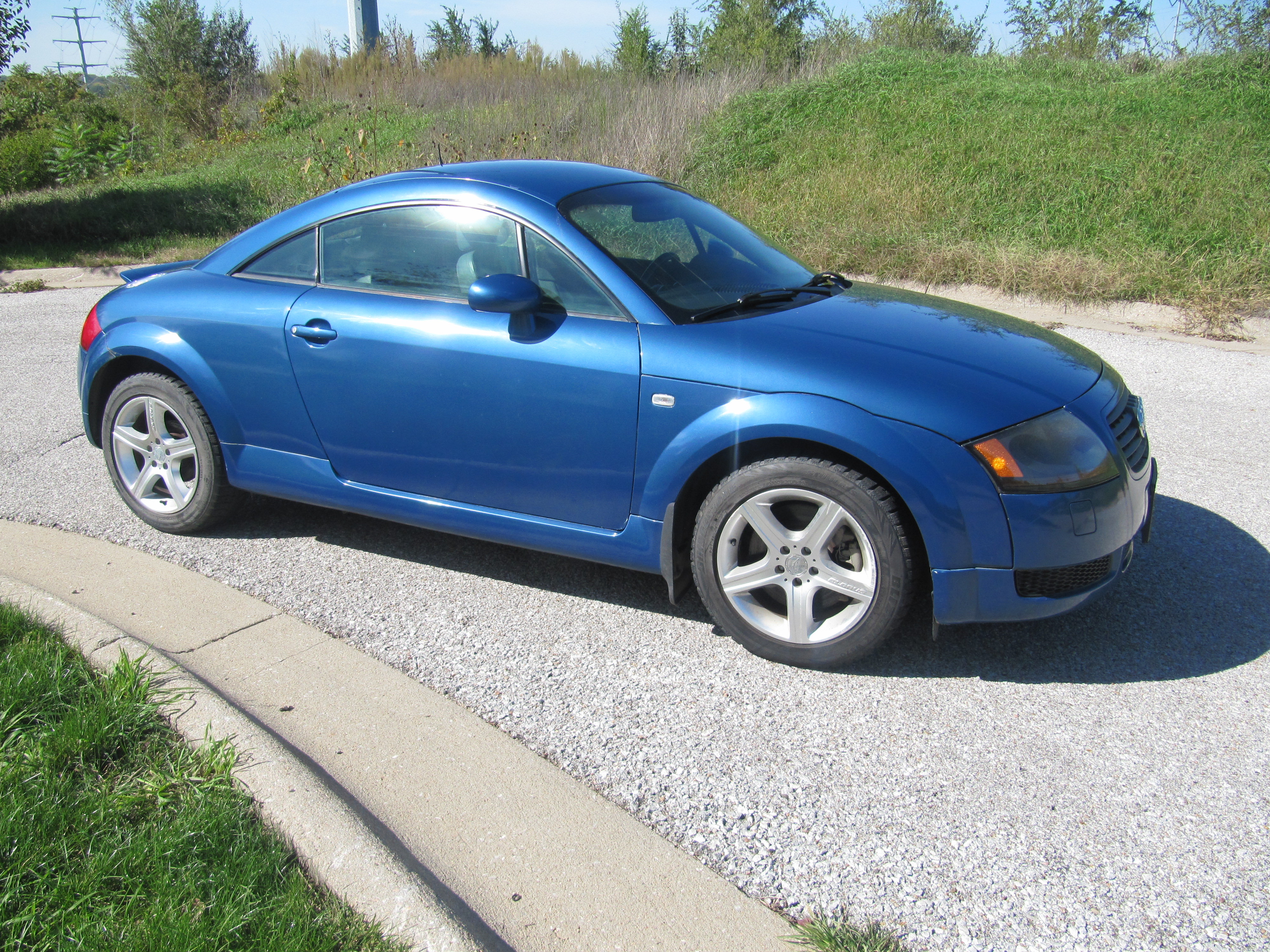 Used 2000 Audi TT 1.8T Coupe w/ 180hp FWD image 10