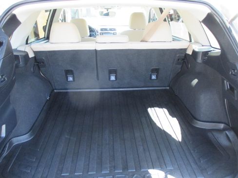 Used 2019 Subaru Outback 2.5i Premium Wagon 4D AWD/4WD image 10