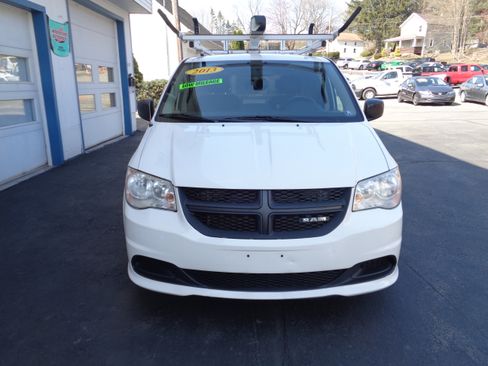 Used 2013 RAM C/V Tradesman image 7