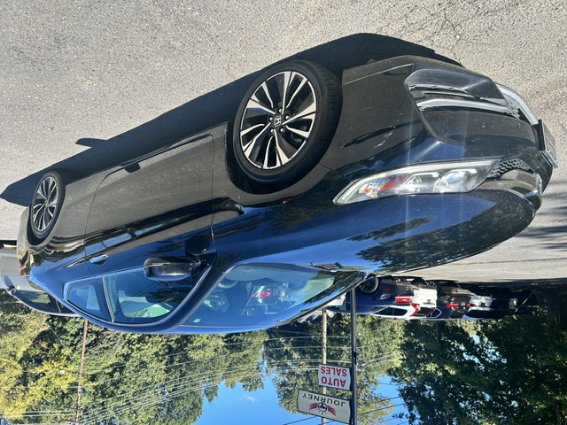 Used 2017 Honda Accord EX-L Coupe image 1