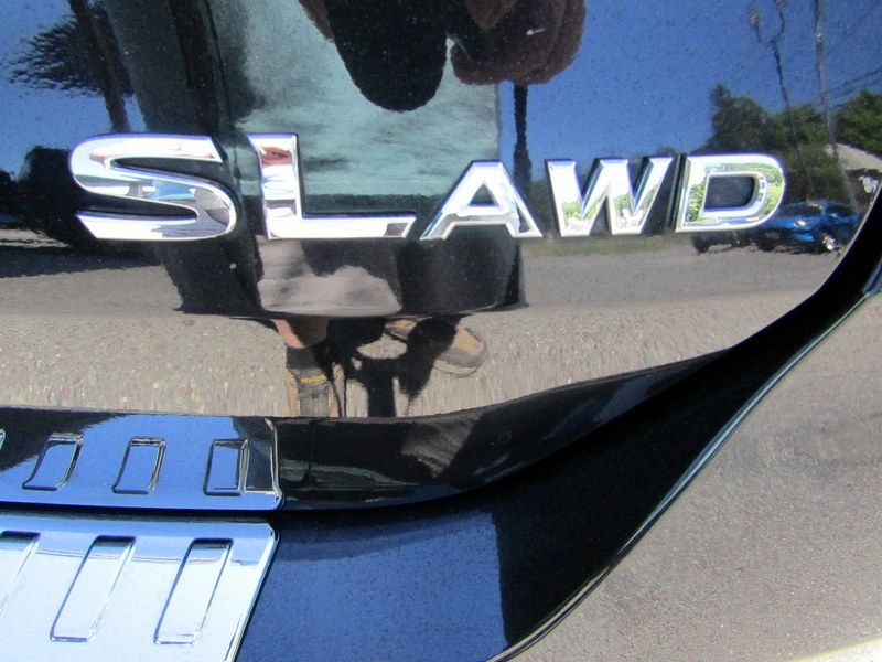 Used 2017 Nissan Rogue AWD image 14