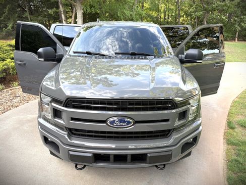 Used 2020 Ford F150 4x4 SuperCrew image 3