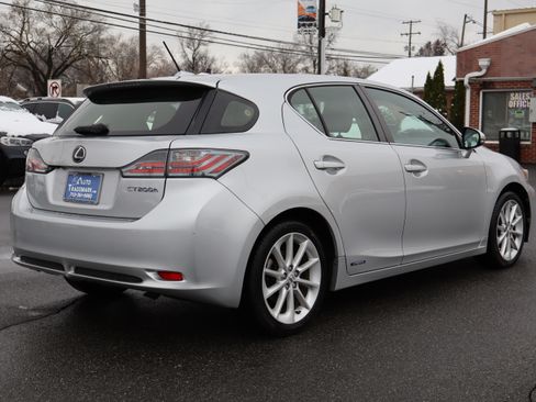 Used 2013 Lexus CT 200h Premium image 8