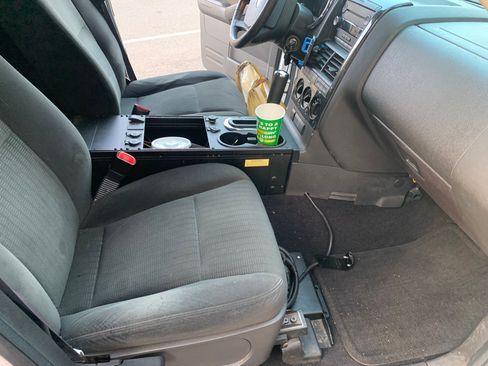Used 2009 Ford Explorer 2WD XLT image 18