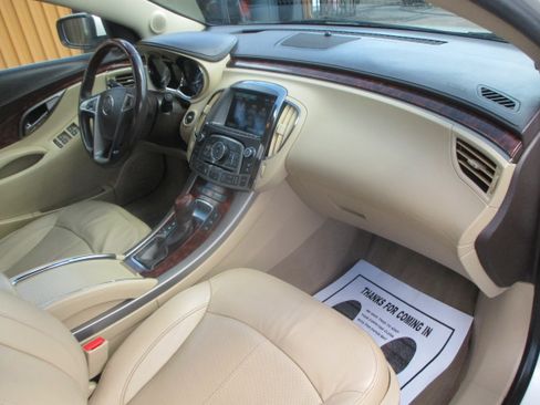 Used 2013 Buick LaCrosse Touring image 3