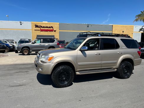 Used 2007 Toyota Sequoia Limited image 1