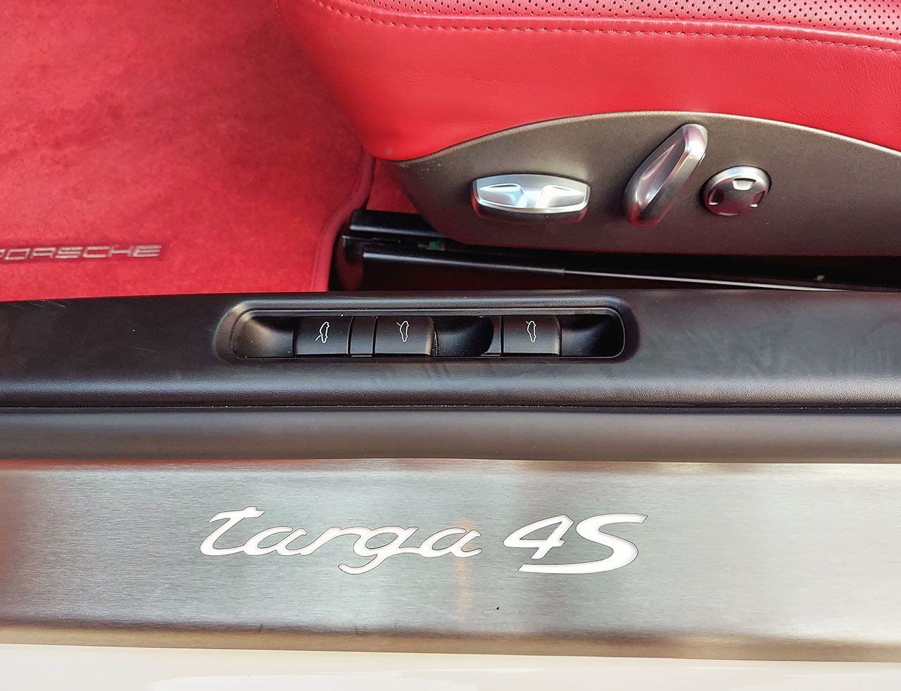 Used 2011 Porsche 911 Targa 4S AWD/4WD image 64