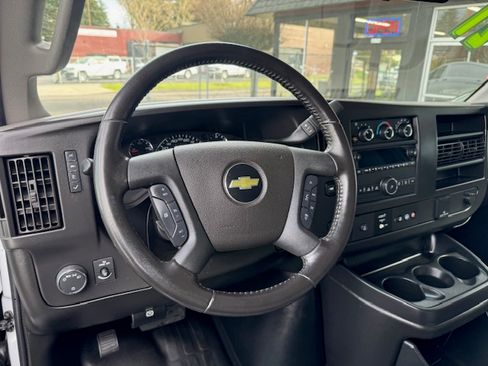 Used 2021 Chevrolet Express 2500 image 8