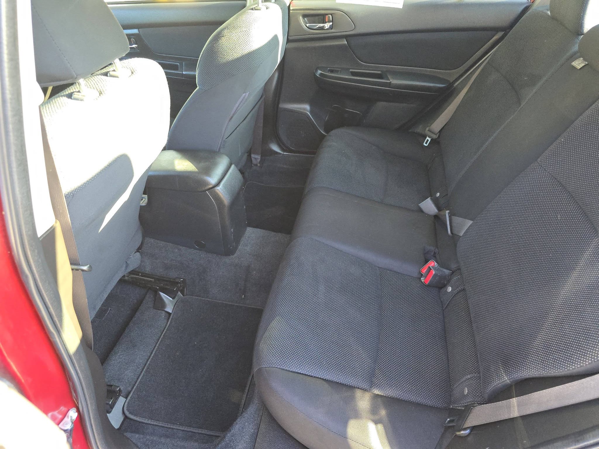 Used 2014 Subaru Impreza 2.0i Premium Sedan AWD/4WD image 17
