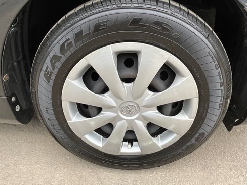 Used 2010 Toyota Corolla LE image 23