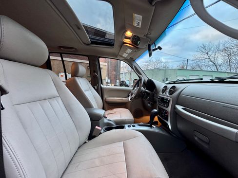 Used 2017 BMW 320i xDrive image 8