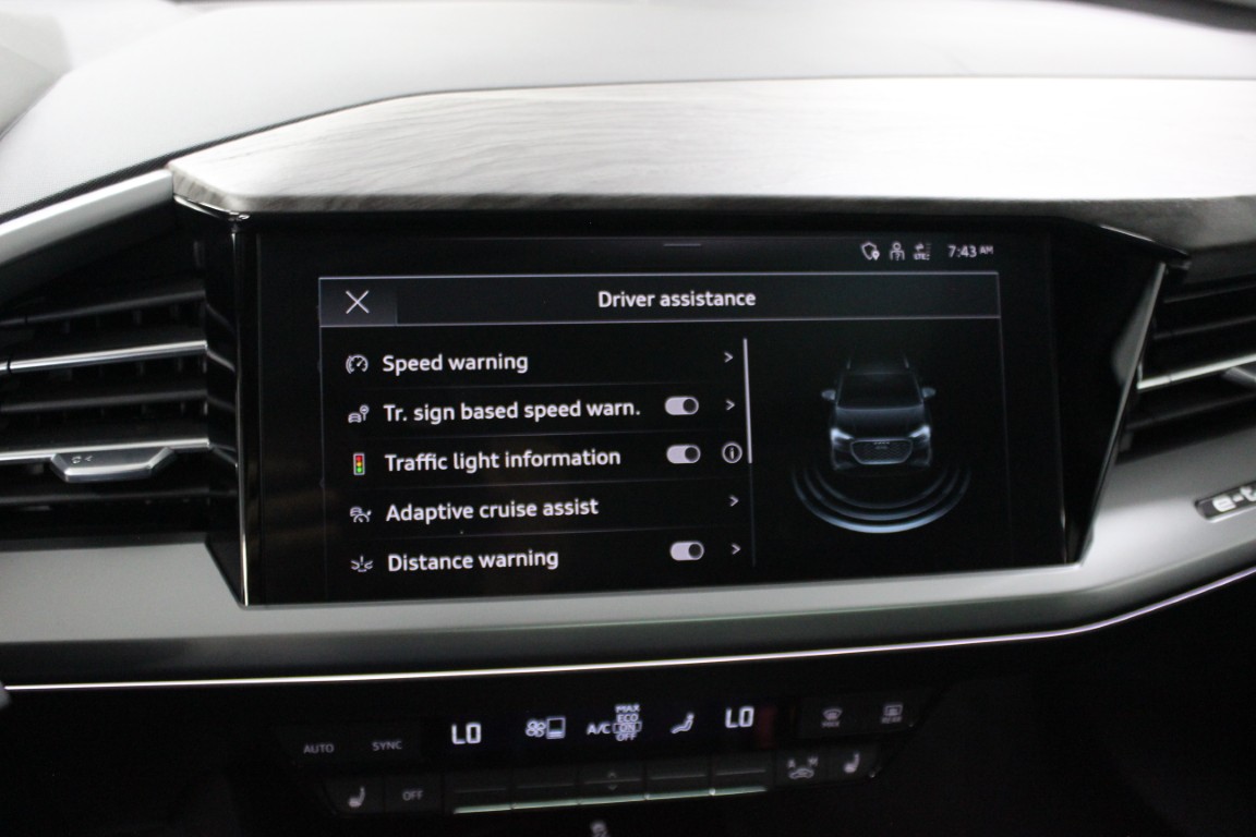 Used 2025 Audi Q4 e-tron Premium RWD image 25
