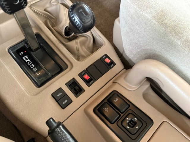 Used 2001 Isuzu Trooper 4WD 4-Door image 13