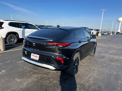 New 2026 Buick Envista Sport Touring image 8