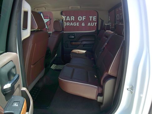Used 2016 Chevrolet Silverado 1500 High Country AWD/4WD image 7
