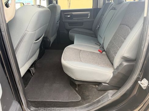 Used 2016 RAM 1500 SLT image 12