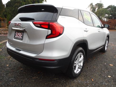Used 2019 GMC Terrain SLE image 4