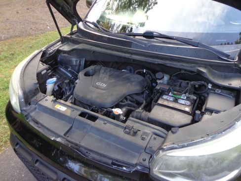 Used 2015 Kia Soul image 15