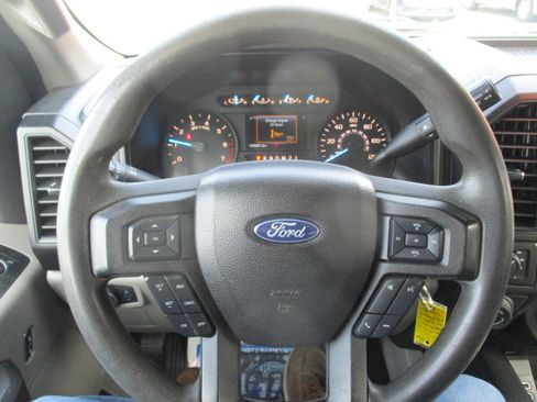 Used 2017 Ford F150 STX image 36