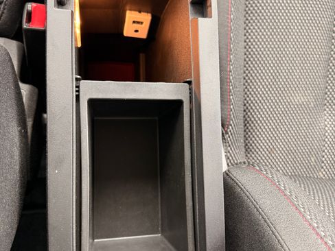 Used 2016 Chevrolet Equinox LT image 20