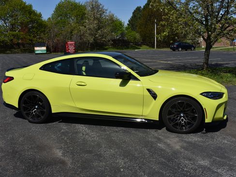 Used 2022 BMW M4 xDrive Competition Coupe AWD/4WD image 15