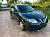 Used 2016 Nissan Rogue SV image 3
