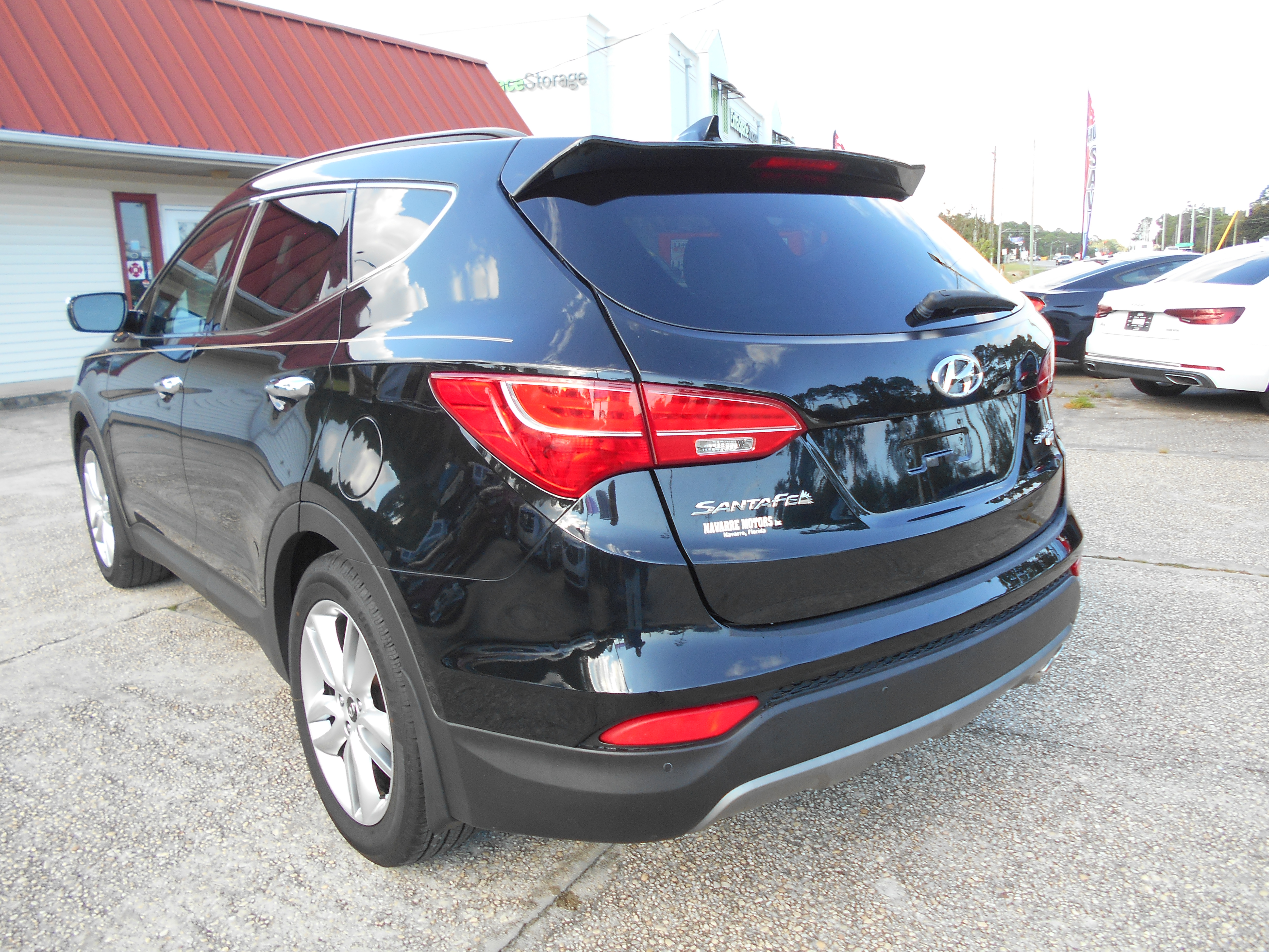 Used 2015 Hyundai Santa Fe w/ Ultimate Package FWD image 6