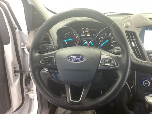 Used 2018 Ford Escape Titanium image 16