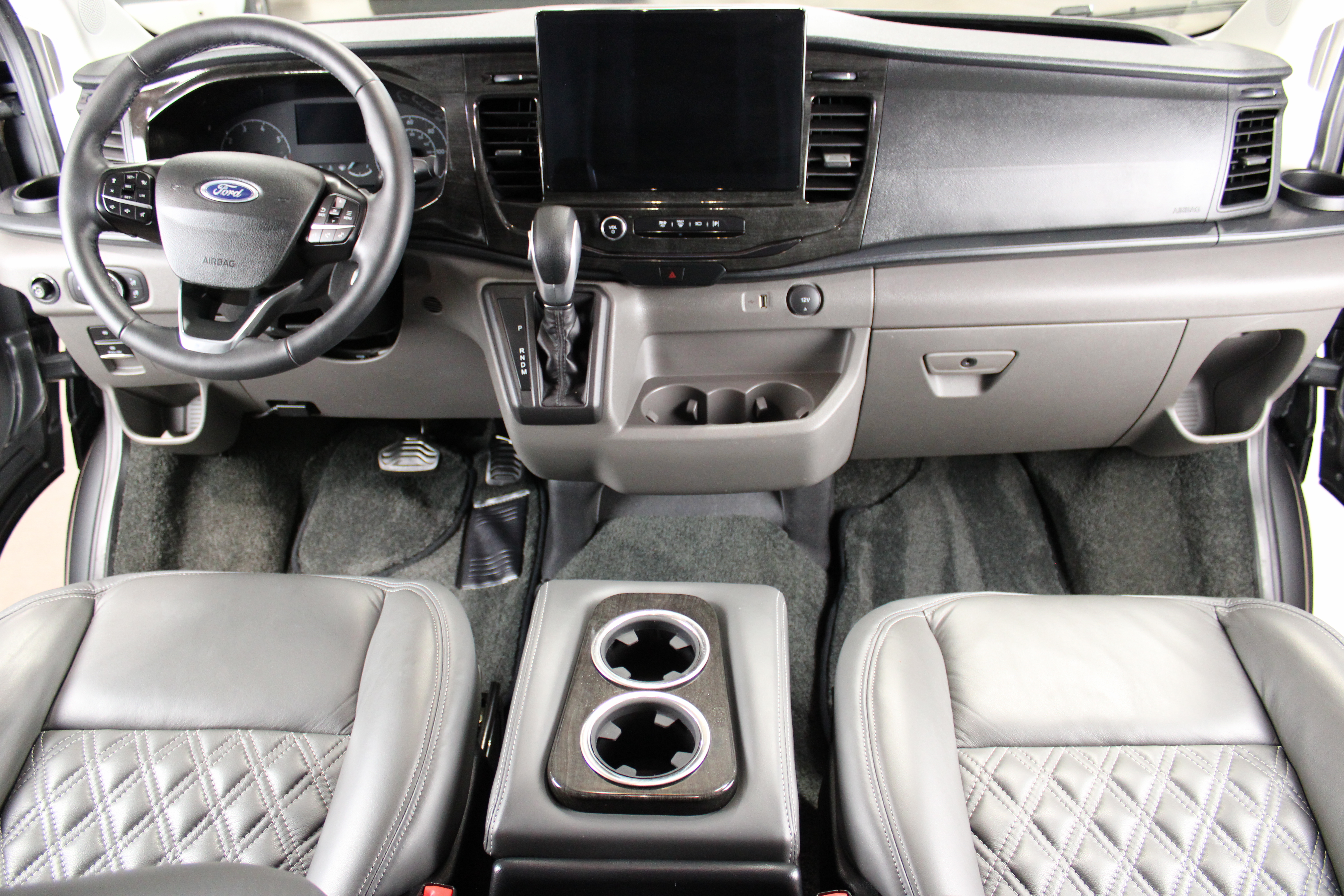 Used 2025 Ford Transit 150 Low Roof AWD image 5
