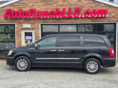 Used 2016 Chrysler Town & Country Touring-L