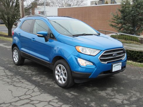 Used 2019 Ford EcoSport SE image 2