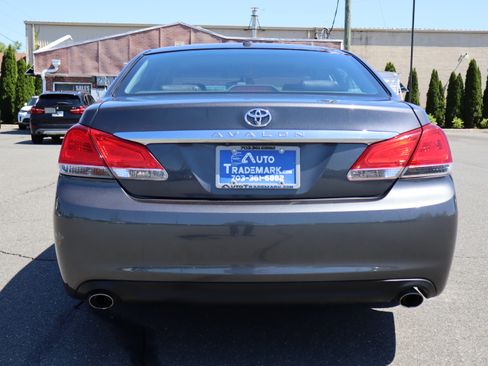 Used 2011 Toyota Avalon Limited FWD image 7