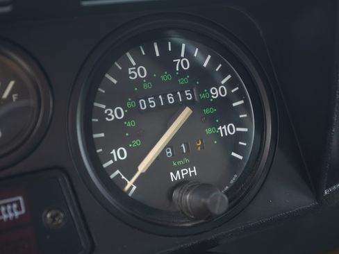 Used 1993 Land Rover Defender 110 image 18