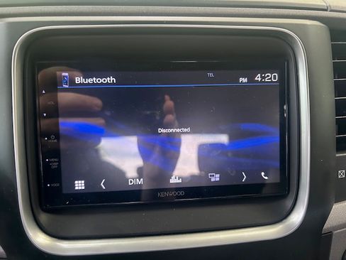 Used 2014 RAM 1500 4x4 Crew Cab ST image 15
