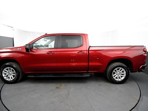 Used 2019 Chevrolet Silverado 1500 RST image 2