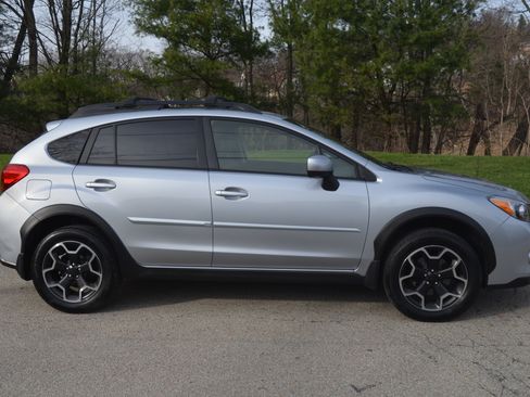 Used 2013 Subaru XV Crosstrek 2.0i Limited image 6