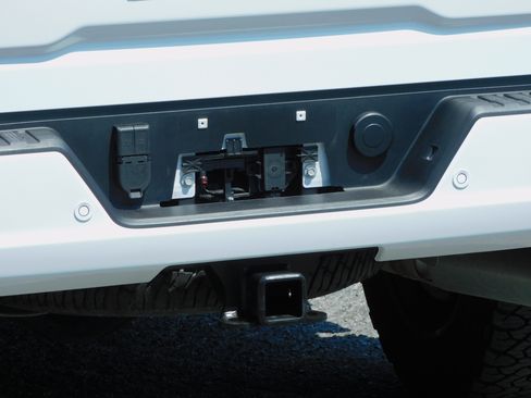 Used 2025 GMC Sierra 2500 4x4 Crew Cab AT4 image 15